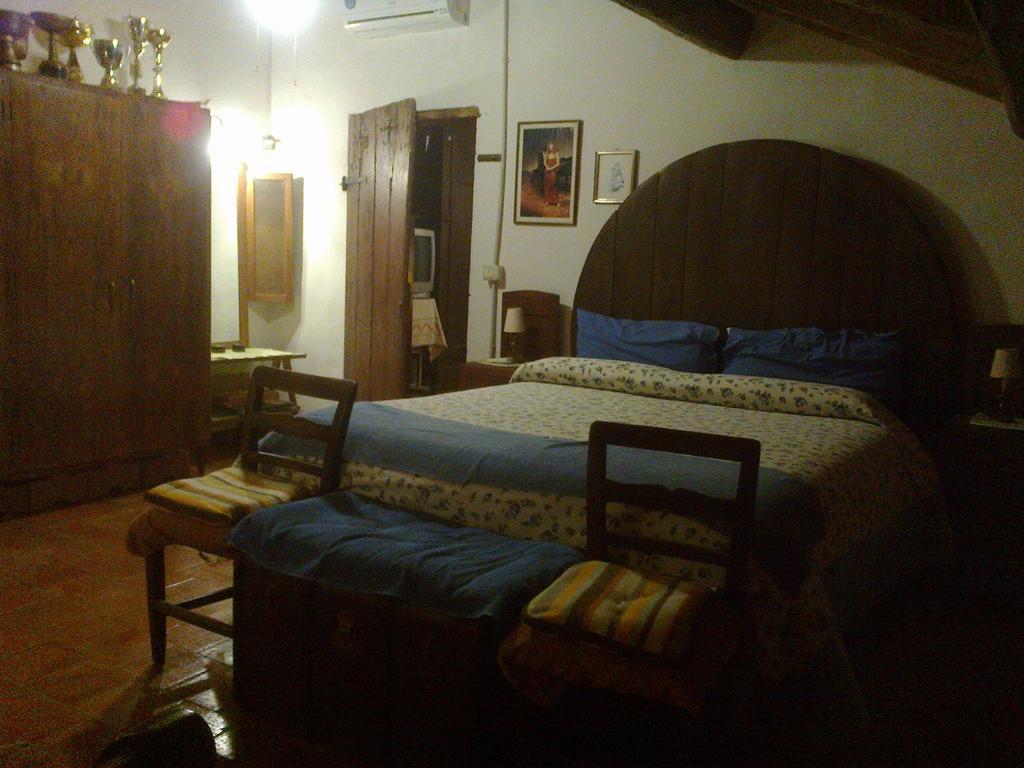 Agriturismo Antica Golena Гвасталла Экстерьер фото